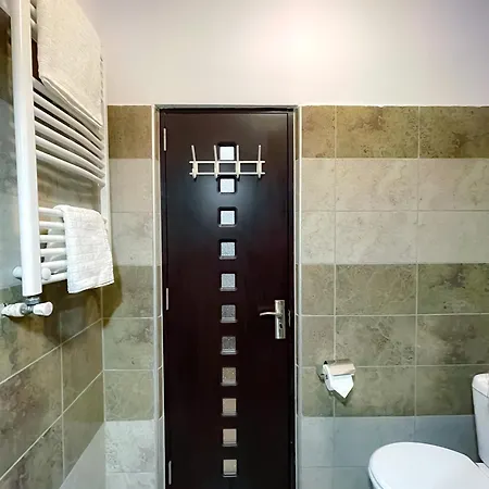 Charming Retreat In Bucharest's Old Town * Bucarest