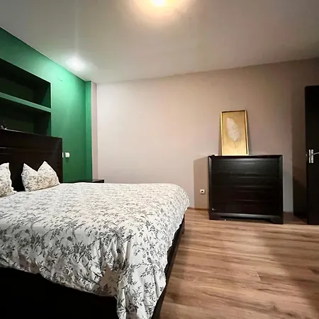 Charming Retreat In Bucharest's Old Town Bucharest