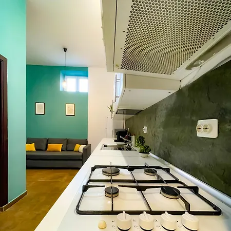 Apartment Charming Retreat In Bucharest's Old Town *