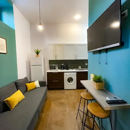 Charming Retreat In Bucharest's Old Town